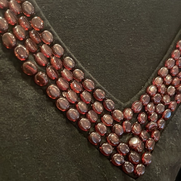 Bella Black V-Neck top - Picture 3 of 6